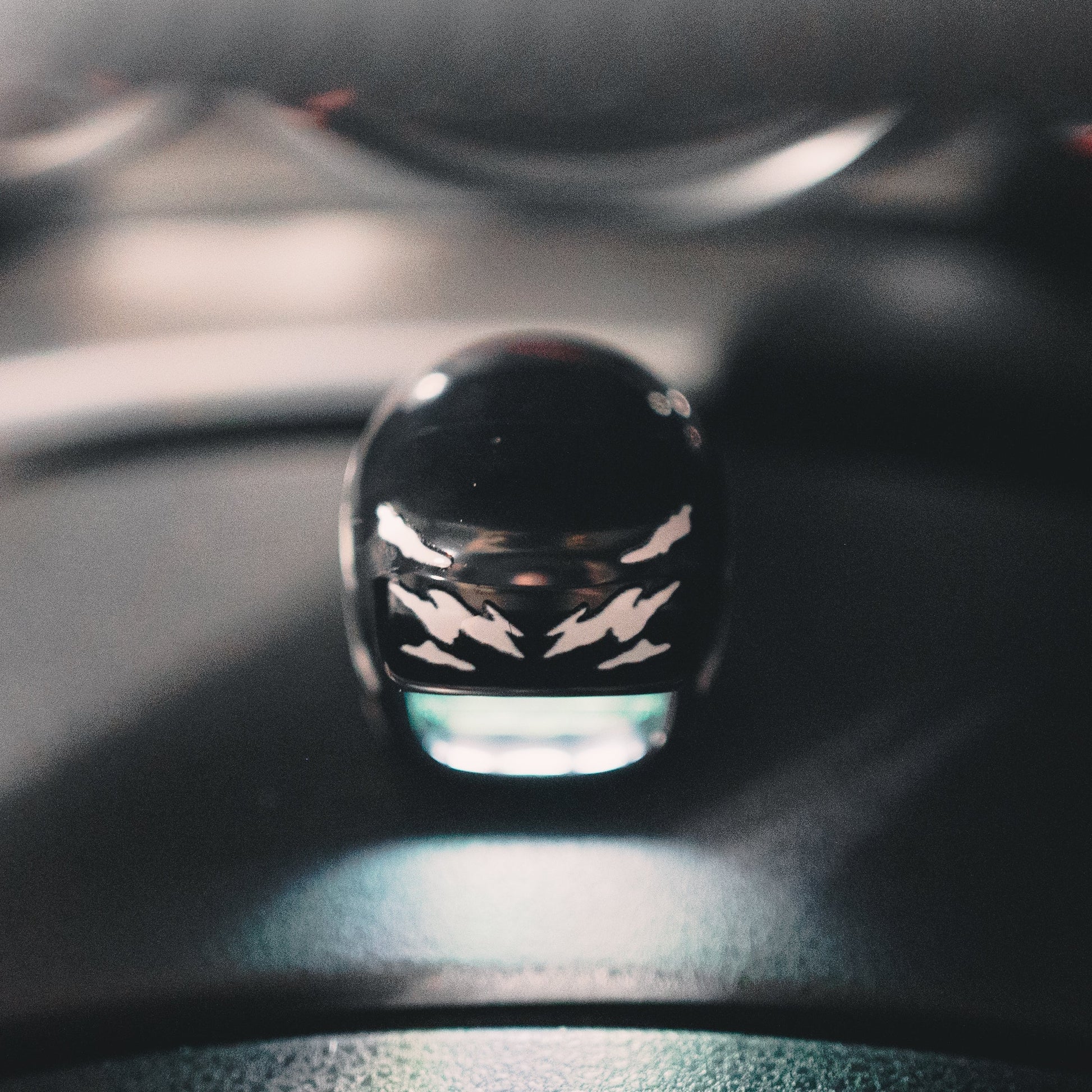 UNDERGROUND MOCHI HELMET